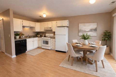 Tiny photo for 565 DEAN Drive #F, South Elgin, IL 60177 (MLS # 12601947)