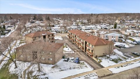 Tiny photo for 565 DEAN Drive #F, South Elgin, IL 60177 (MLS # 12601947)