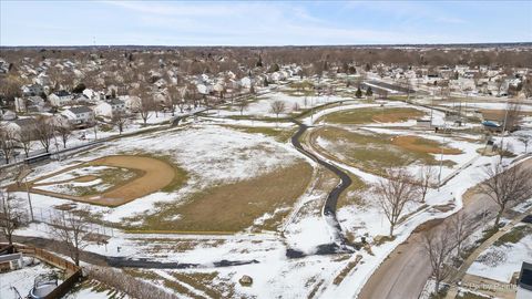 Tiny photo for 565 DEAN Drive #F, South Elgin, IL 60177 (MLS # 12601947)