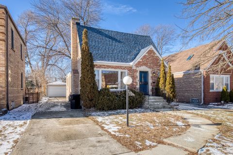 Photo of 10922 S Peoria Street, Chicago, IL 60643 (MLS # 12550305)
