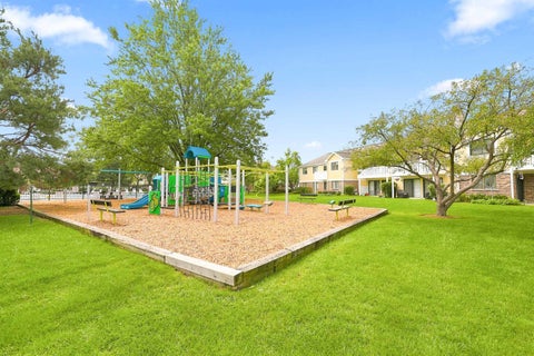 Tiny photo for 586 Williamsburg Court #A1, Wheeling, IL 60090 (MLS # 12750732)