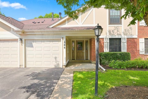 Tiny photo for 586 Williamsburg Court #A1, Wheeling, IL 60090 (MLS # 12750732)