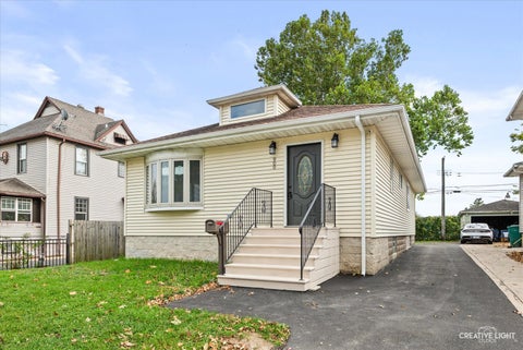 Tiny photo for 900 Cochrane Avenue, Joliet, IL 60436 (MLS # 12782706)