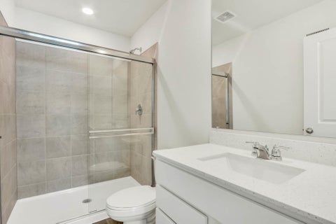 Tiny photo for 2042 Yellowstone Boulevard, Mundelein, IL 60060 (MLS # 12762729)