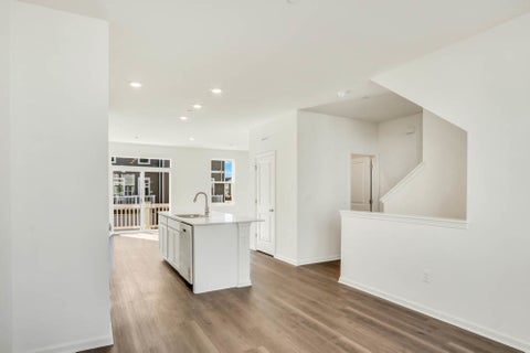 Tiny photo for 2042 Yellowstone Boulevard, Mundelein, IL 60060 (MLS # 12762729)