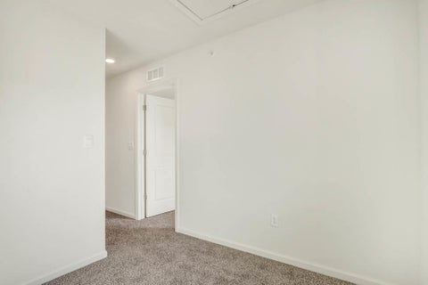 Tiny photo for 2042 Yellowstone Boulevard, Mundelein, IL 60060 (MLS # 12762729)