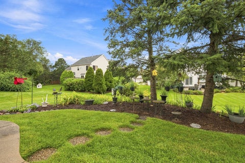 Tiny photo for 736 Wildflower Circle, Naperville, IL 60540 (MLS # 12726228)