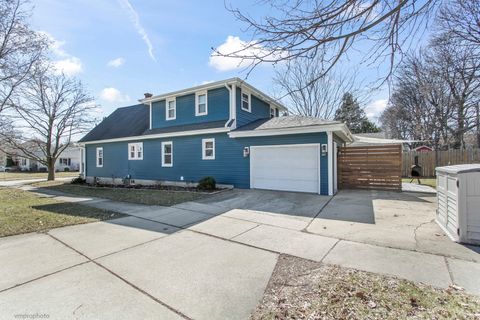 Tiny photo for 632 ILLINOIS Street, Geneva, IL 60134 (MLS # 12582191)