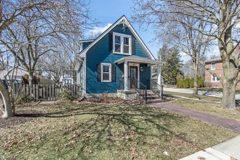 Tiny photo for 632 ILLINOIS Street, Geneva, IL 60134 (MLS # 12582191)