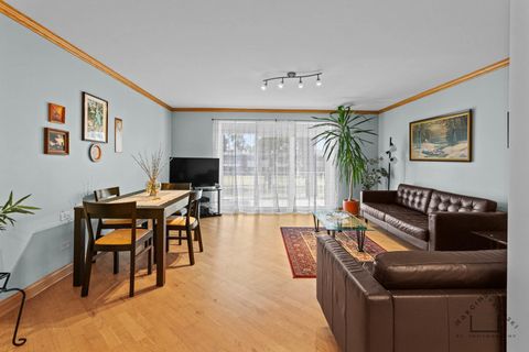 Tiny photo for 127 N Wolf Road #53B, Wheeling, IL 60090 (MLS # 12465636)