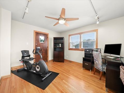 Tiny photo for 5622 S Oak Park Avenue, Chicago, IL 60638 (MLS # 12538662)