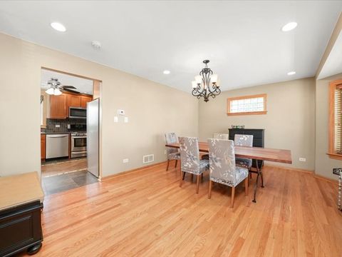 Tiny photo for 5622 S Oak Park Avenue, Chicago, IL 60638 (MLS # 12538662)