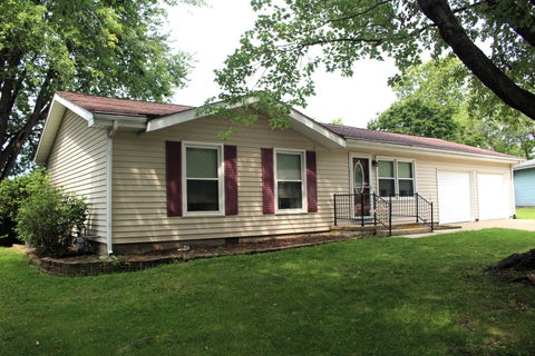 Tiny photo for 11 Bradley Court, Clinton, IL 61727 (MLS # 12725401)