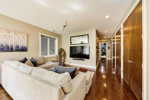Tiny photo for 1632 W Julian Street #1W, Chicago, IL 60622 (MLS # 12604545)