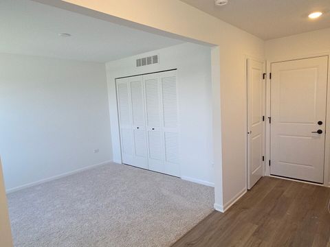 Tiny photo for 1548 Times Drive, Des Plaines, IL 60018 (MLS # 12478023)