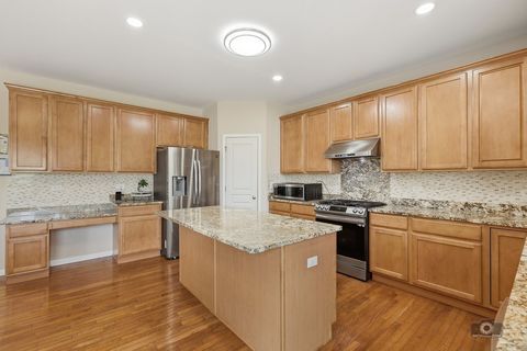Tiny photo for 385 Marshall Ash Street, Bolingbrook, IL 60490 (MLS # 12636624)