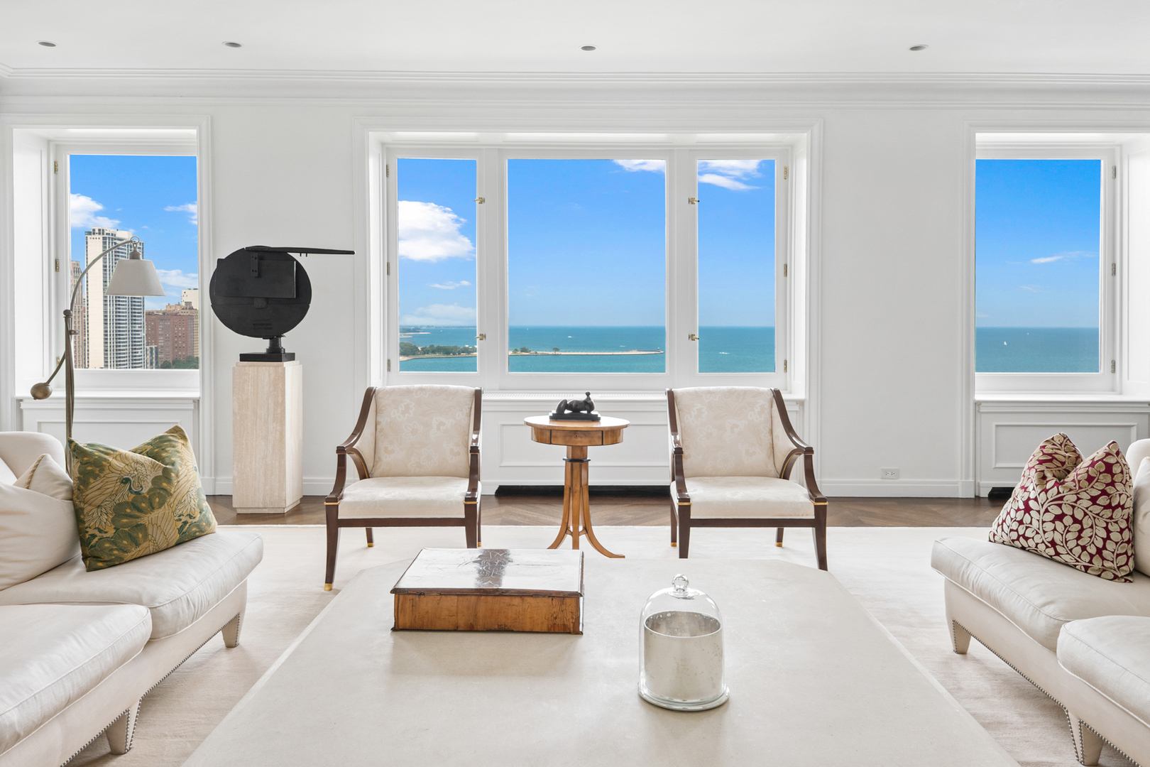 209 E LAKE SHORE Drive 14
