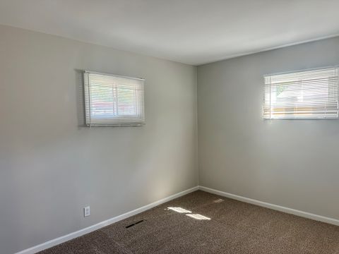 Tiny photo for 7 Austin Avenue, Carpentersville, IL 60110 (MLS # 12316958)