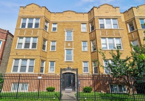 1903 N Harding Avenue 1 Chicago IL 60647