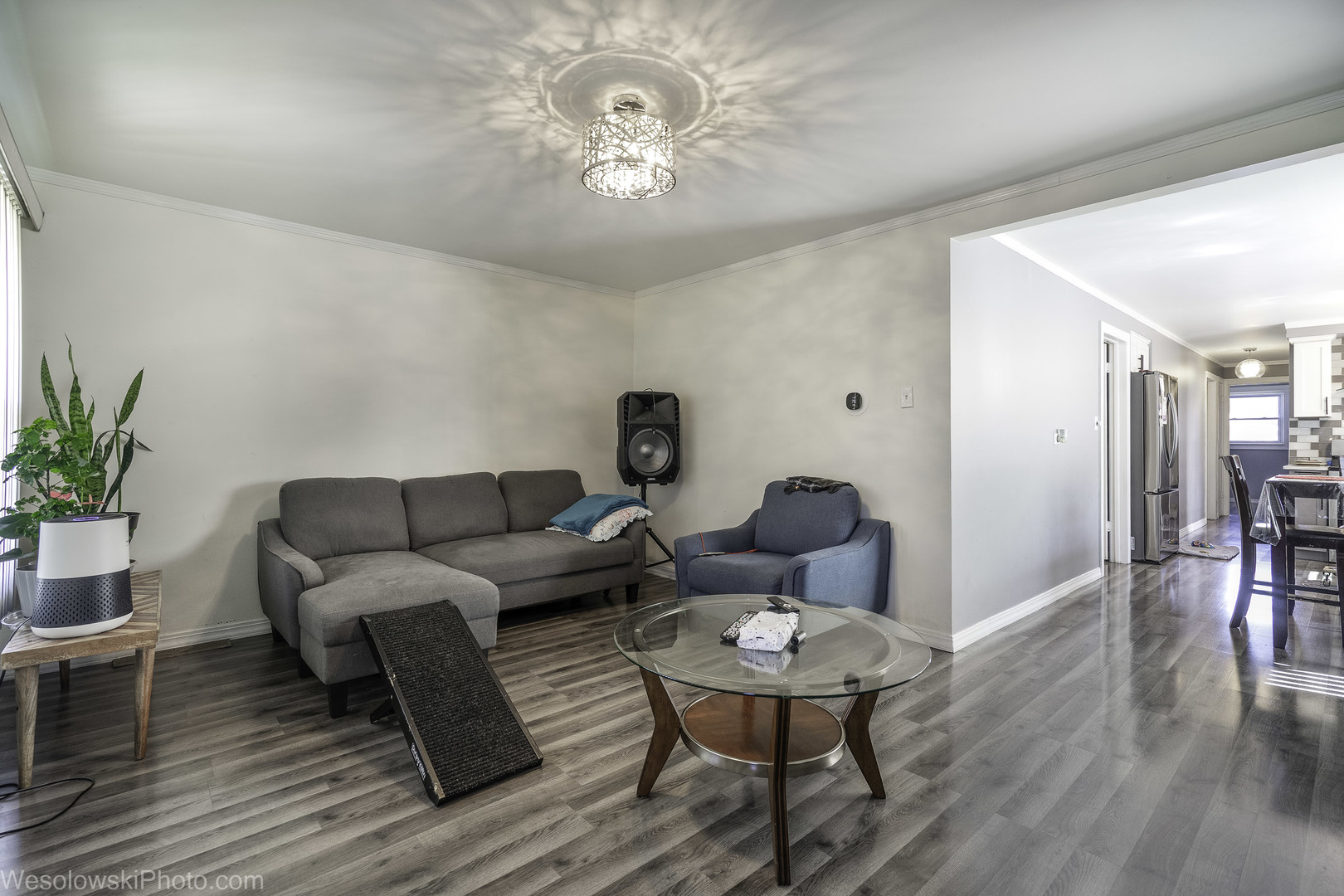 3237 W 38th Place