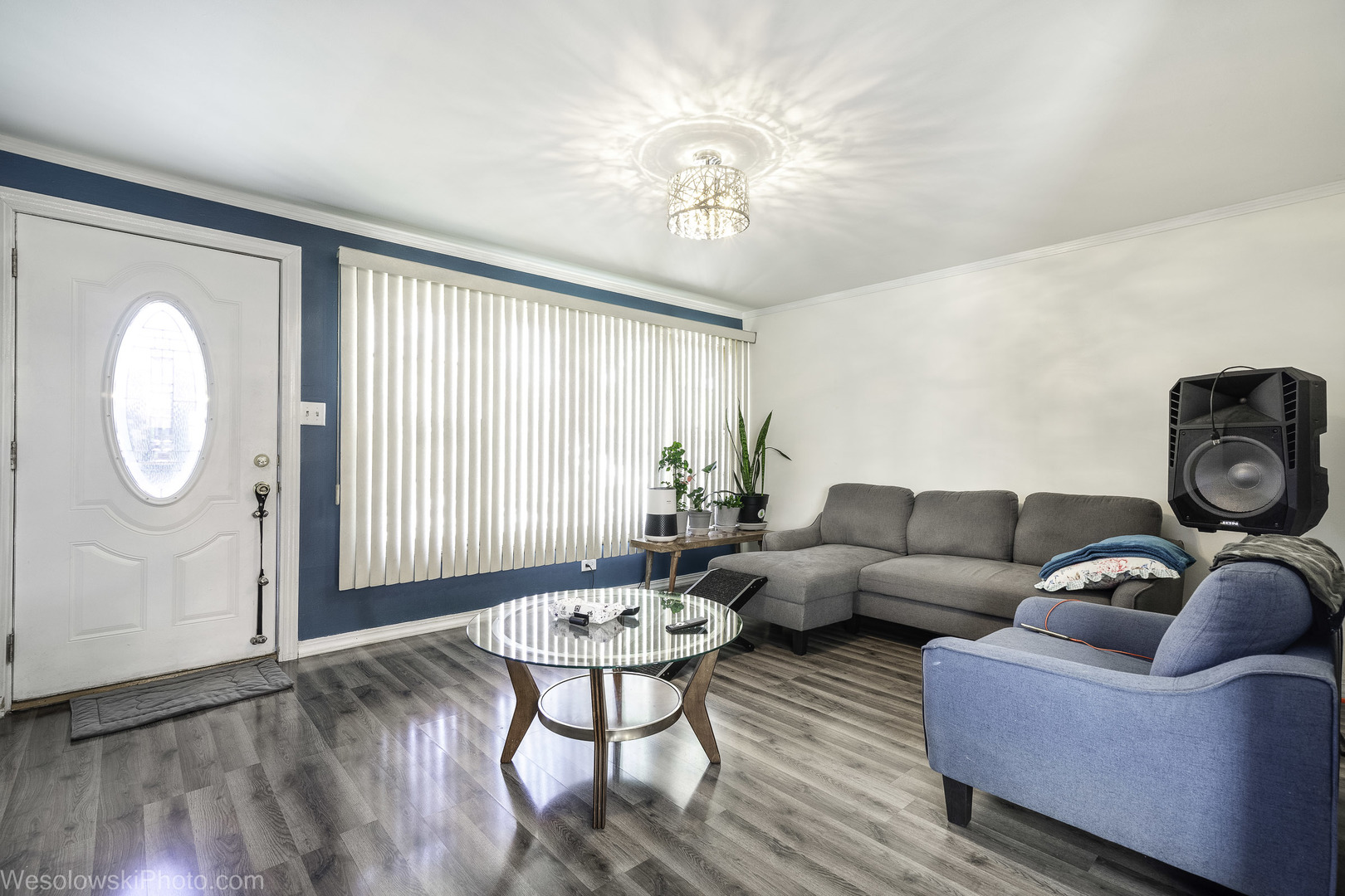 3237 W 38th Place