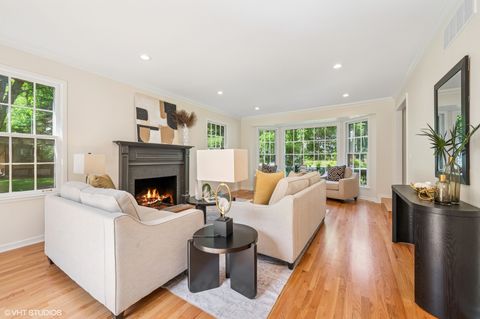 Tiny photo for 26 Berkshire Lane, Lincolnshire, IL 60069 (MLS # 12472882)