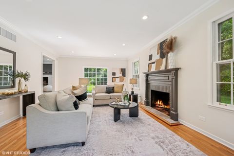 Tiny photo for 26 Berkshire Lane, Lincolnshire, IL 60069 (MLS # 12472882)