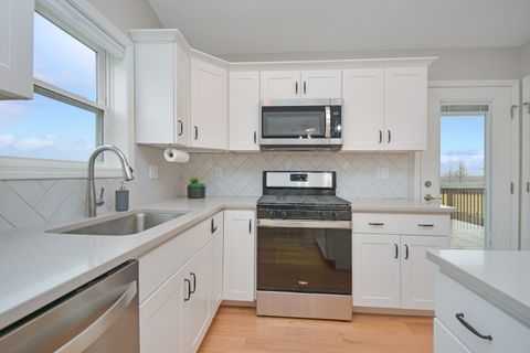 Tiny photo for 3 Fedor Circle, Bloomington, IL 61705 (MLS # 12581423)