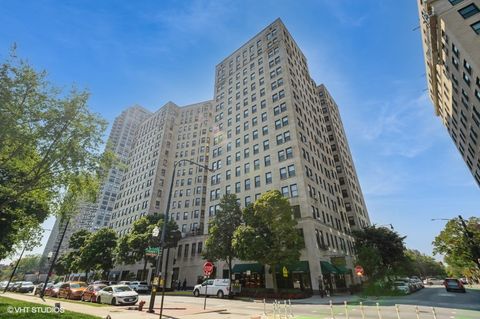 2000 N Lincoln Park West Avenue 804 Chicago IL 60614