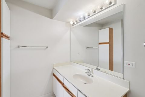 Tiny photo for 7450 N Waukegan Road #505, Niles, IL 60714 (MLS # 12592151)