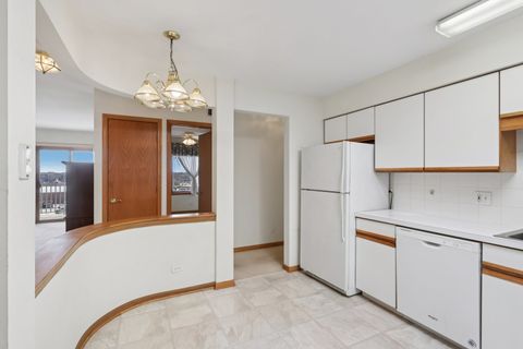 Tiny photo for 7450 N Waukegan Road #505, Niles, IL 60714 (MLS # 12592151)