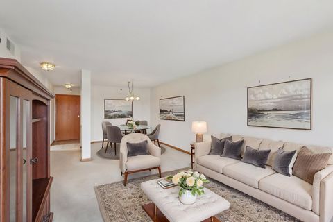 Tiny photo for 7450 N Waukegan Road #505, Niles, IL 60714 (MLS # 12592151)