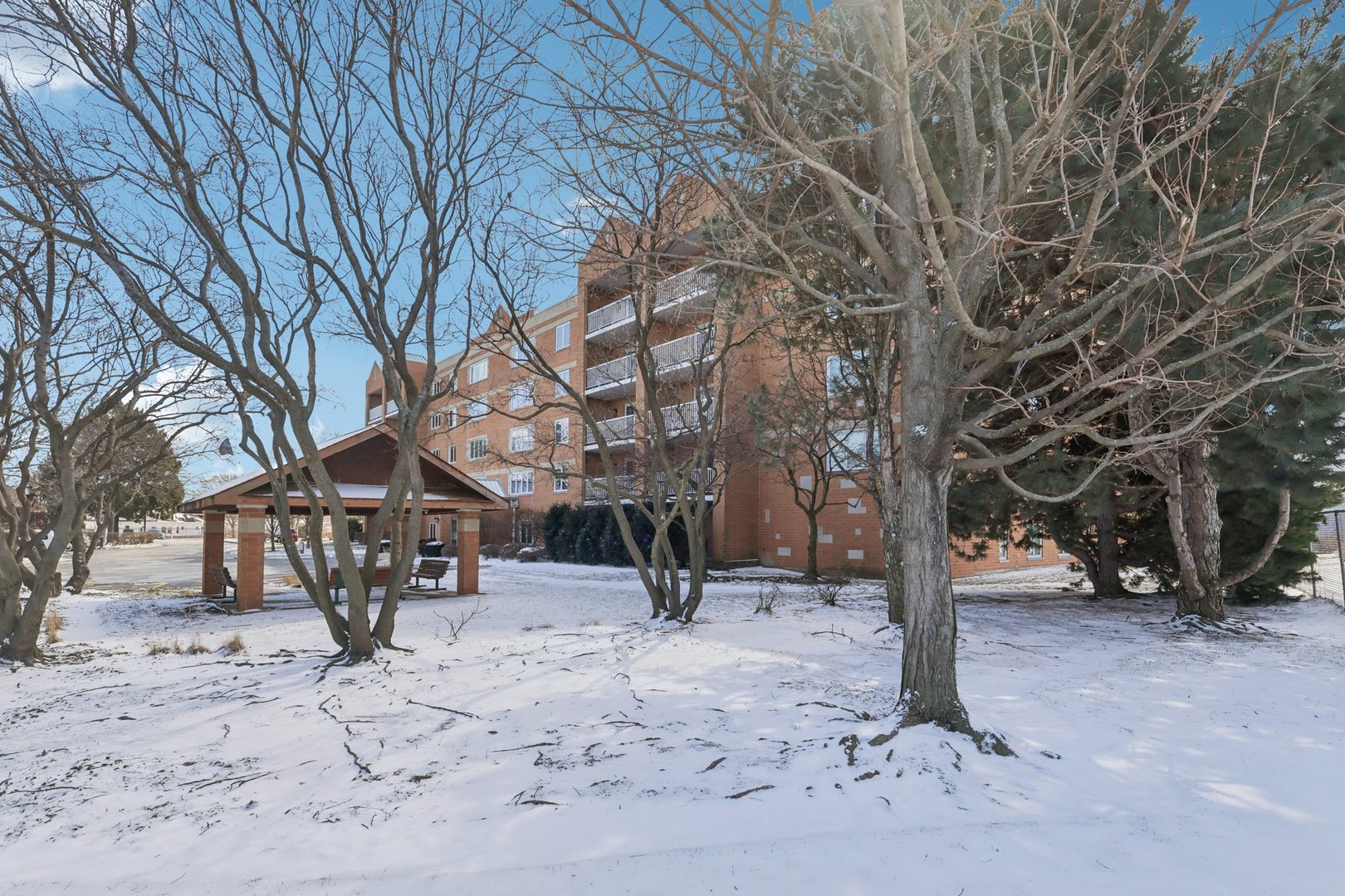 7450 N Waukegan Road 505