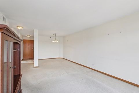 Tiny photo for 7450 N Waukegan Road #505, Niles, IL 60714 (MLS # 12592151)