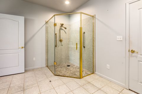 Tiny photo for 10 Peachtree Place, Harrisburg, IL 62946 (MLS # 12616419)