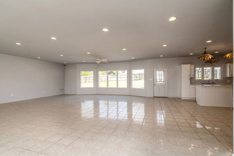 Tiny photo for 10 Peachtree Place, Harrisburg, IL 62946 (MLS # 12616419)