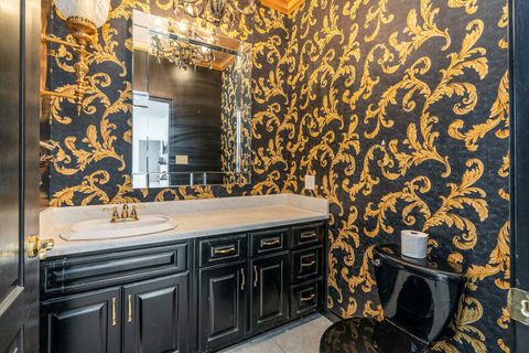 Tiny photo for 10 Peachtree Place, Harrisburg, IL 62946 (MLS # 12616419)