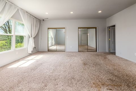 Tiny photo for 10 Peachtree Place, Harrisburg, IL 62946 (MLS # 12616419)