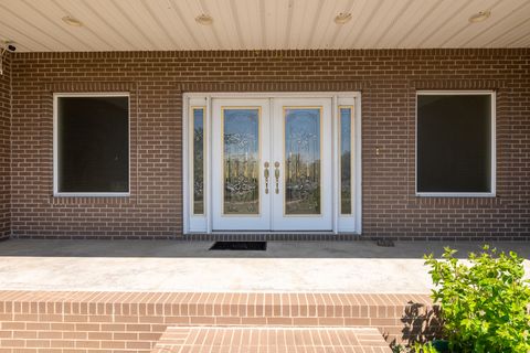 Tiny photo for 10 Peachtree Place, Harrisburg, IL 62946 (MLS # 12616419)