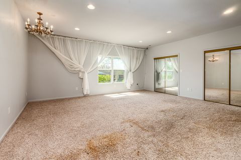 Tiny photo for 10 Peachtree Place, Harrisburg, IL 62946 (MLS # 12616419)