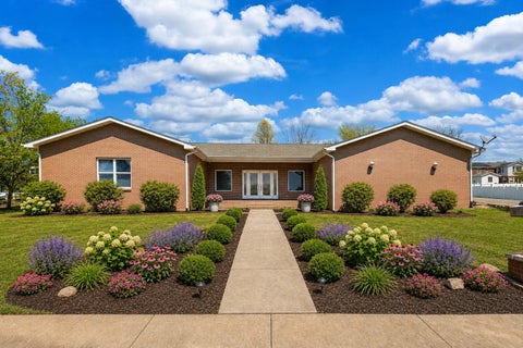 Tiny photo for 10 Peachtree Place, Harrisburg, IL 62946 (MLS # 12616419)