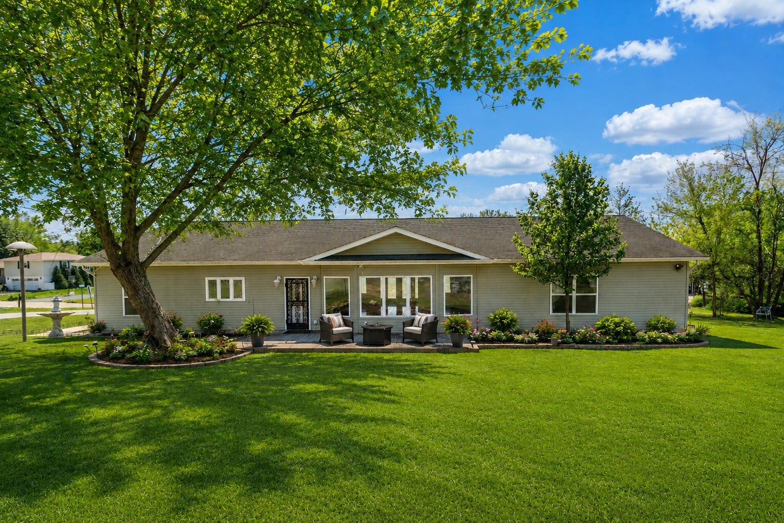 10 Peachtree Place