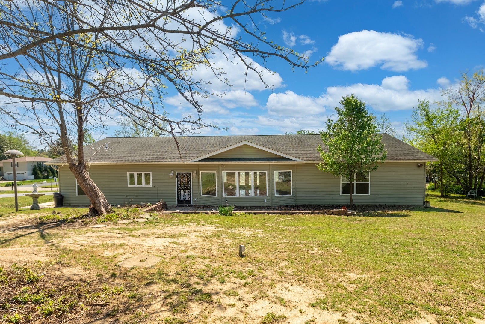 10 Peachtree Place