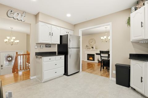 Tiny photo for 72 W Nevada Avenue, Glendale Heights, IL 60139 (MLS # 12541379)