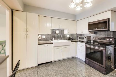 Tiny photo for 3955 Mission Hills Road #D, Northbrook, IL 60062 (MLS # 12527797)