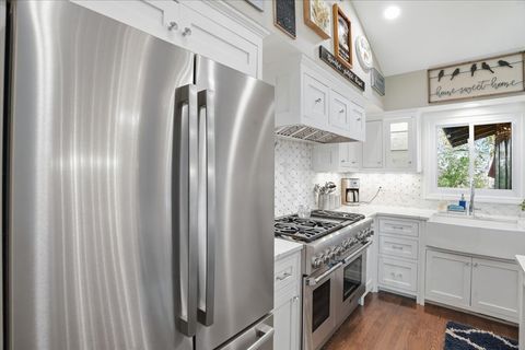 Tiny photo for 758 7TH Avenue, Libertyville, IL 60048 (MLS # 12633383)