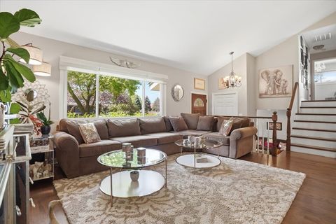 Tiny photo for 758 7TH Avenue, Libertyville, IL 60048 (MLS # 12633383)