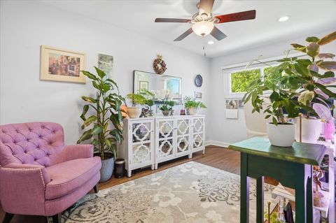 Tiny photo for 758 7TH Avenue, Libertyville, IL 60048 (MLS # 12633383)