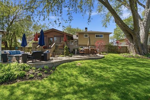 Tiny photo for 758 7TH Avenue, Libertyville, IL 60048 (MLS # 12633383)