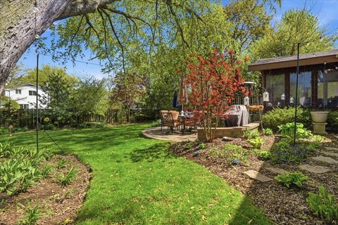 Tiny photo for 758 7TH Avenue, Libertyville, IL 60048 (MLS # 12633383)
